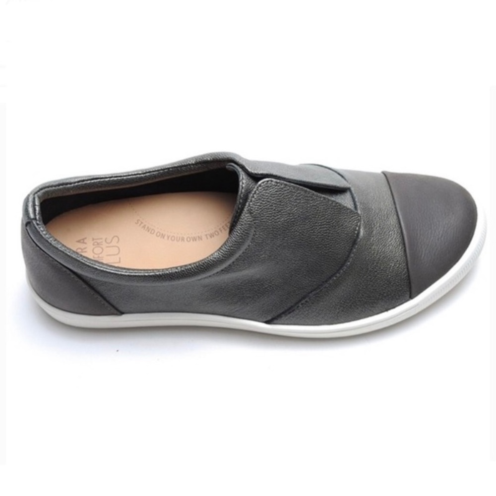 Ziera Dock Sneakers in pewter Sz 39EU 8.5US